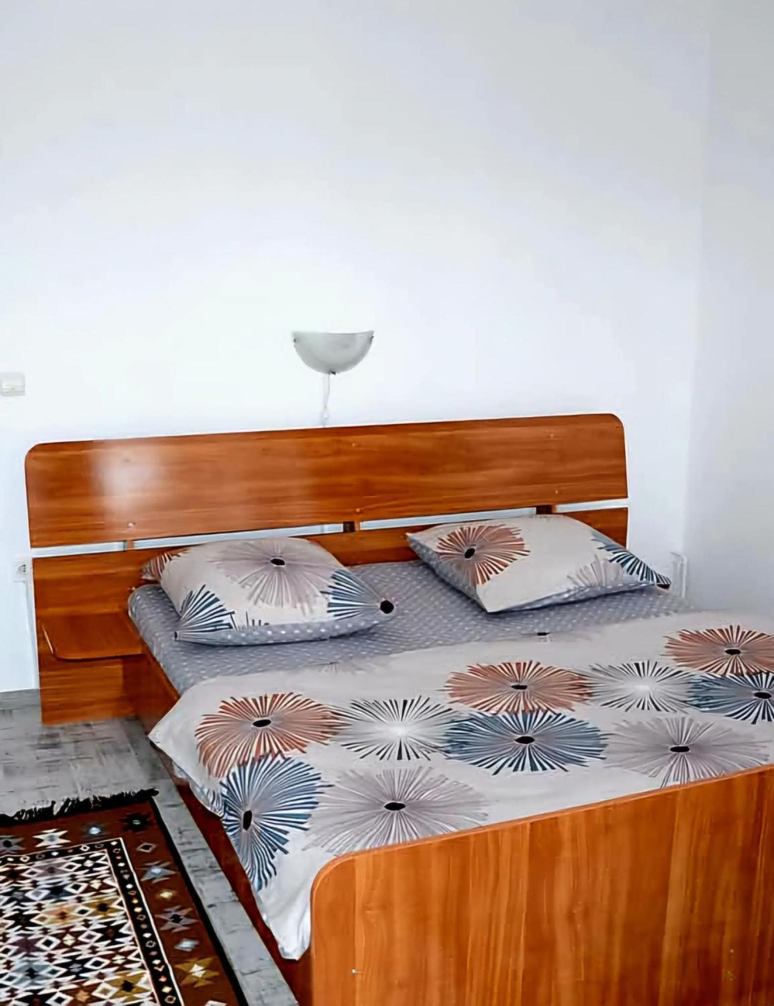 Hotel Cris & Mona à Săpînţa Extérieur photo